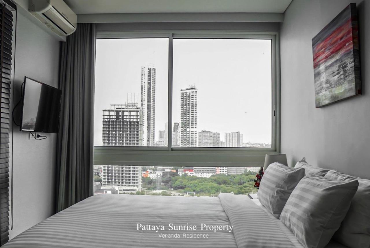 Veranda Residences Pattaya By Phung Jomtien Beach Exteriör bild